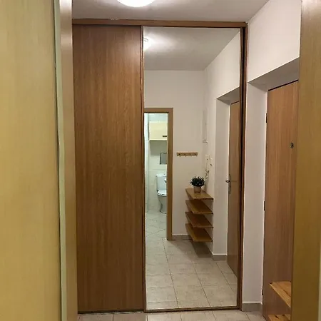 Eleven Brevnov Appartement *